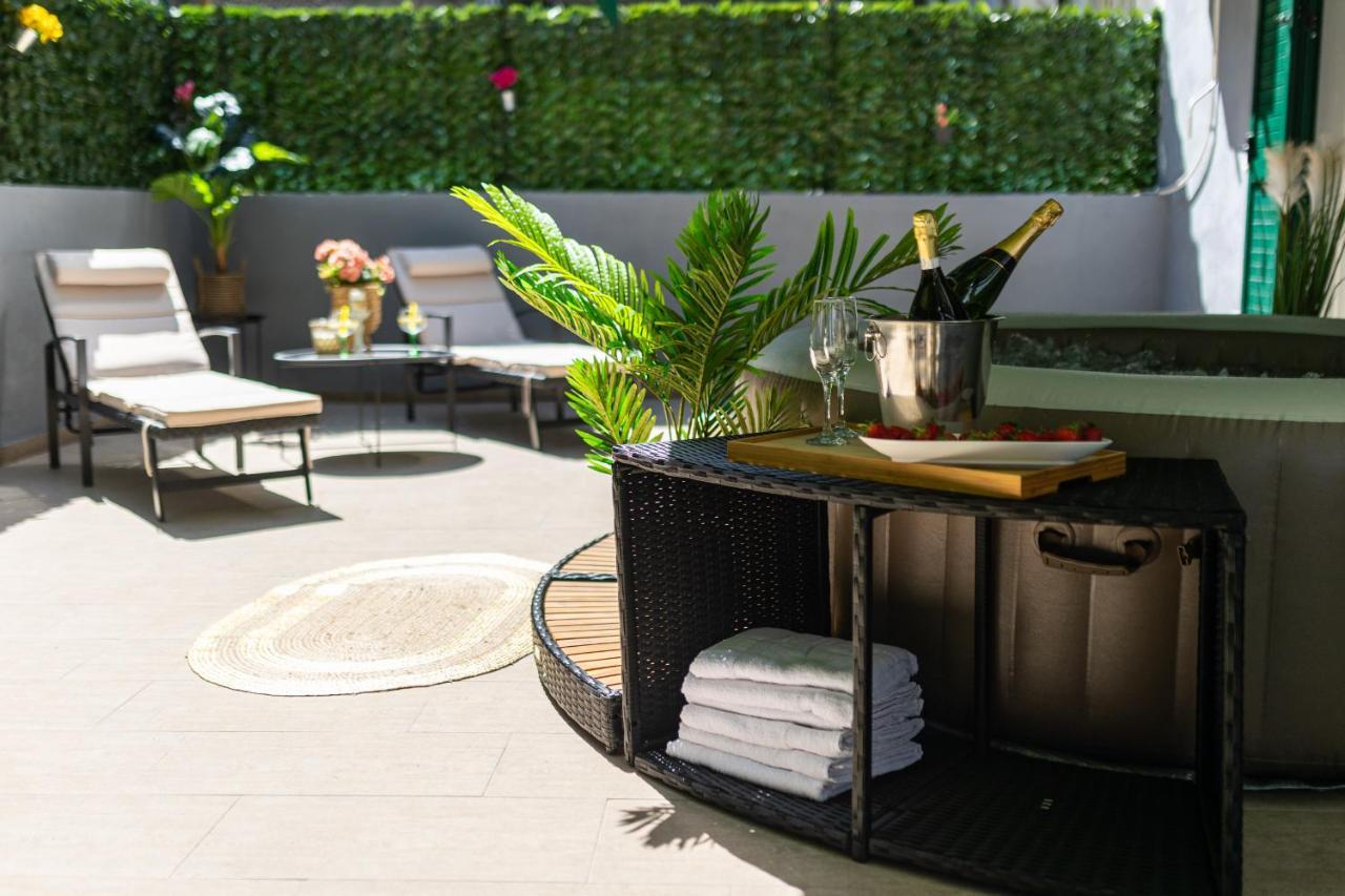 Oasis Luxury With Terrarce And Jacuzzi Leilighet *