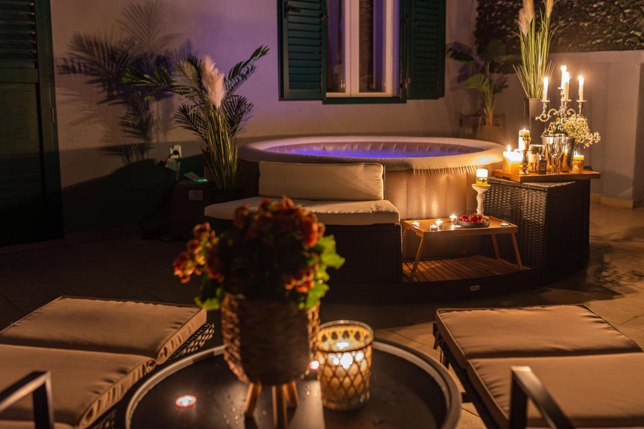 Oasis Luxury With Terrarce And Jacuzzi Leilighet